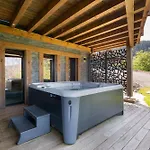 Bellevue, Piscine Interieure, Spa, Vue Жерарме