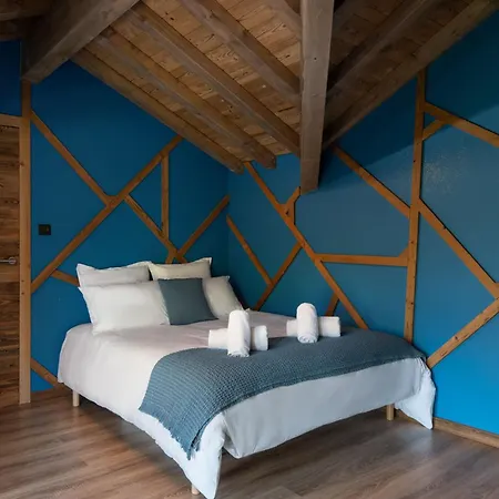 Bellevue, Piscine Interieure, Spa, Vue *