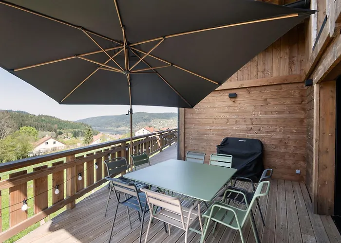 Bellevue, Piscine Interieure, Spa, Vue *