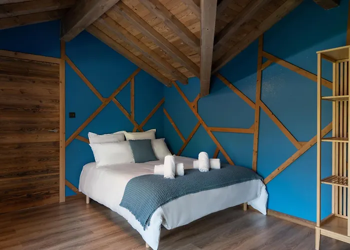 Bellevue, Piscine Interieure, Spa, Vue *